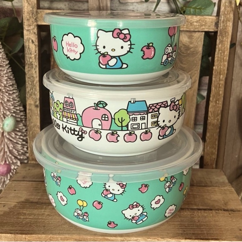 Hello Kitty Green & White Food Storage Containers/Bowls with Lids